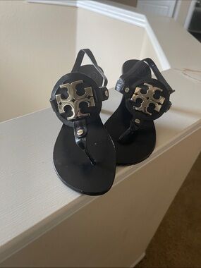 Tory Burch Black Leather Logo Thong Sandals with Gold Emblem